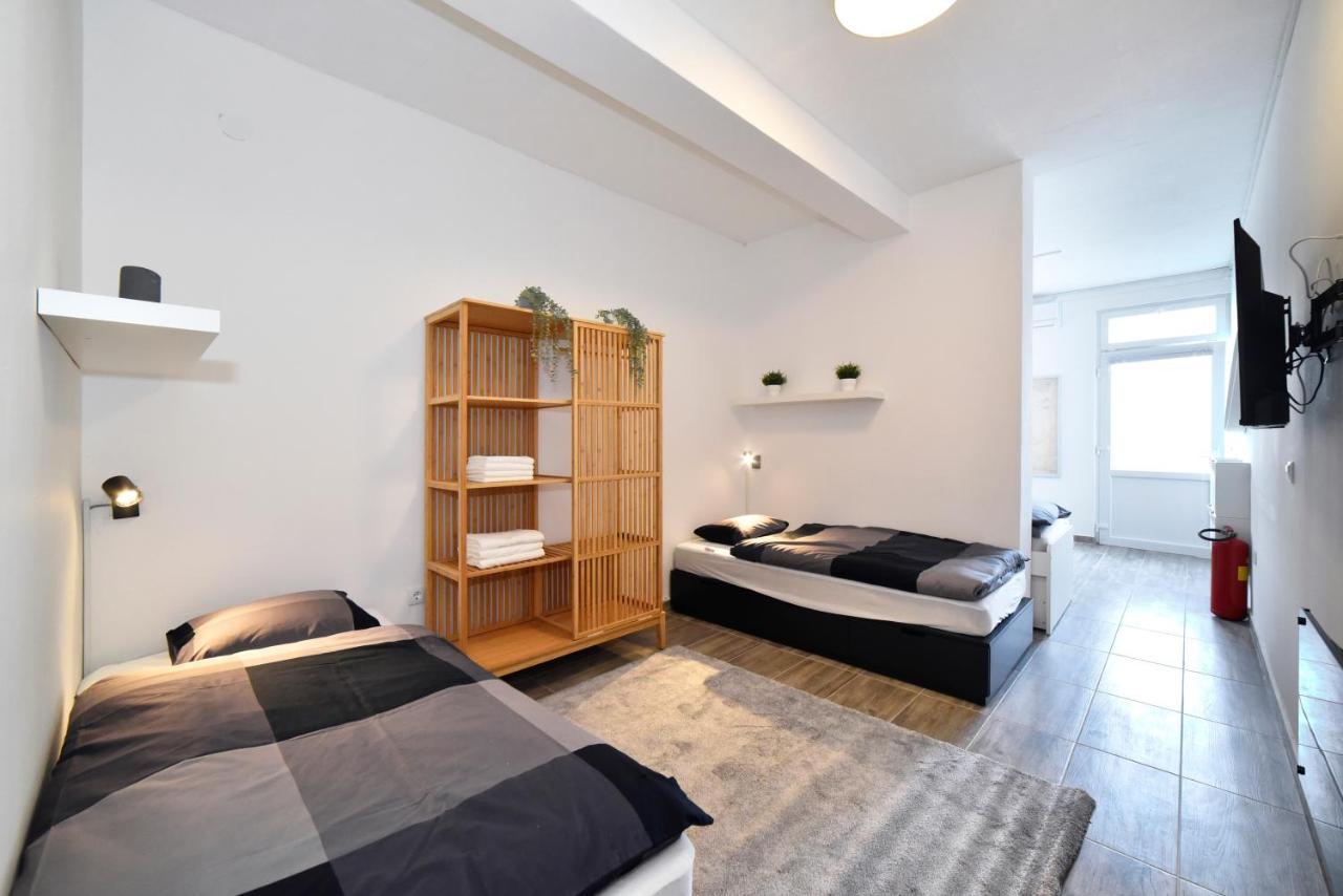 Apartments Dubec سيسفيت المظهر الخارجي الصورة