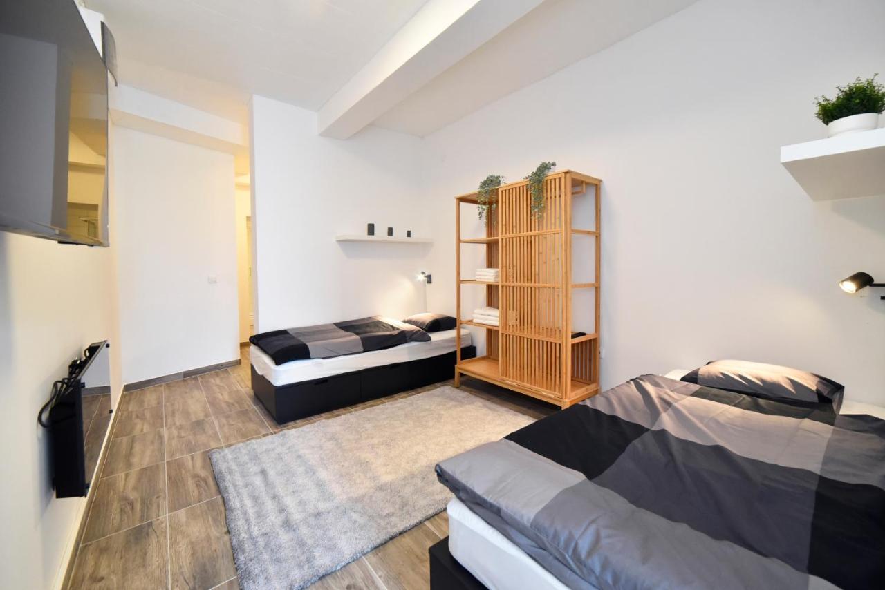 Apartments Dubec سيسفيت المظهر الخارجي الصورة